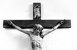 10 crucifixes for your home