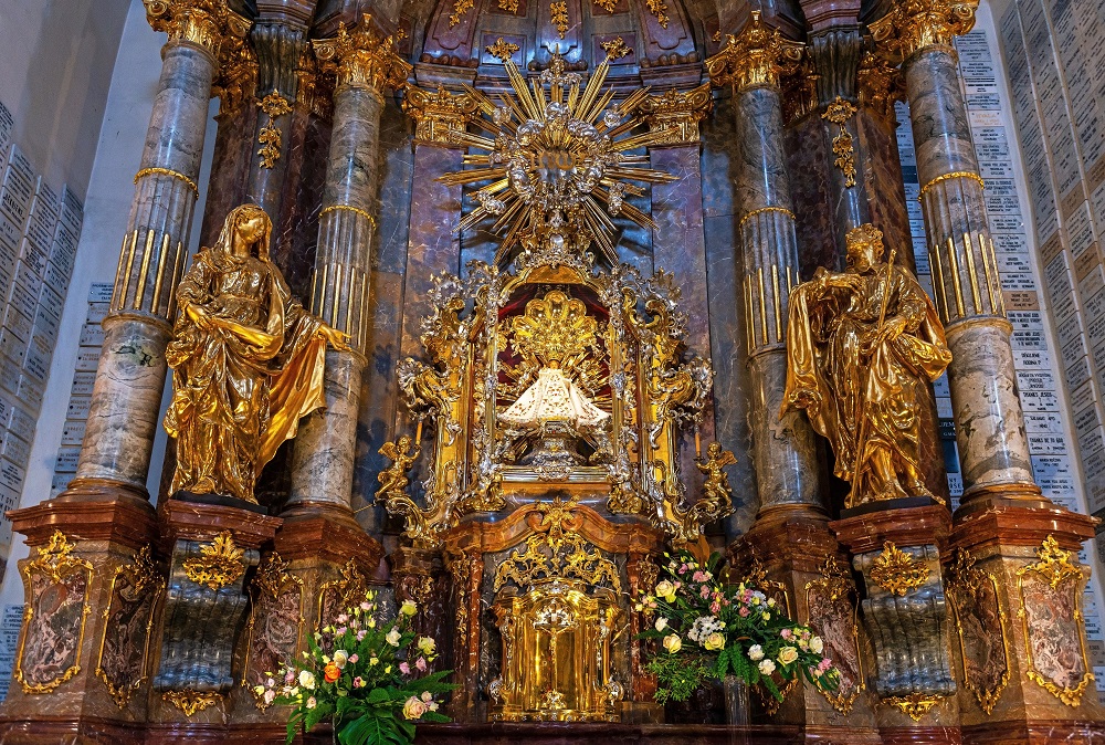 History of the Baby Jesus of Prague