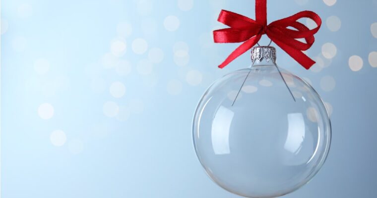 How to Decorate the Inside of Transparent Christmas Baubles