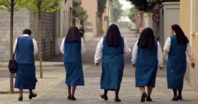 Nuns’ Habits: A Colour for Every Order