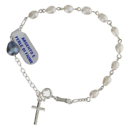 Bracelet with freshwater pearls and 925 silver cross 