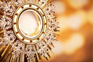 Eucharistic Adoration: What It Is and When It Is Practised
